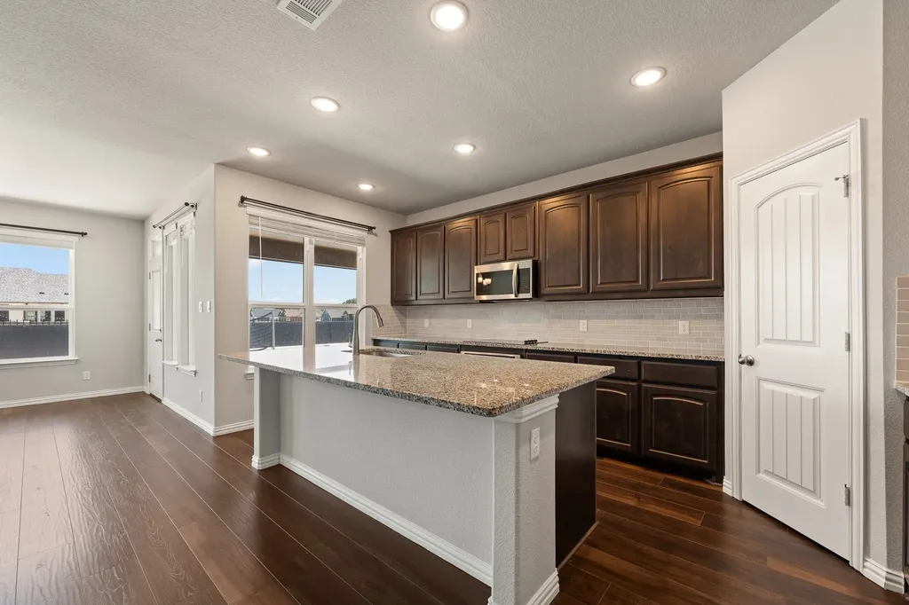 6304 Rustic Edge Street Godley TX 76044
