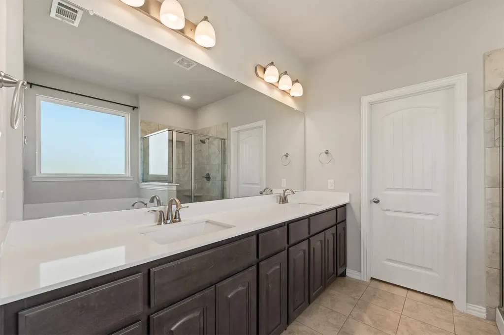 6304 Rustic Edge Street Godley TX 76044