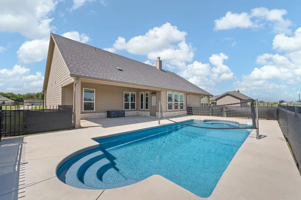 6304 Rustic Edge Street Godley TX 76044