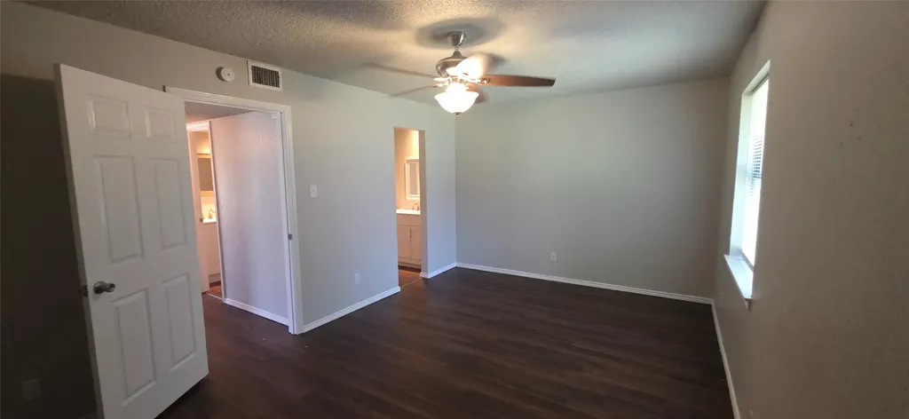 6717 Loma Vista Drive Fort Worth TX 76133