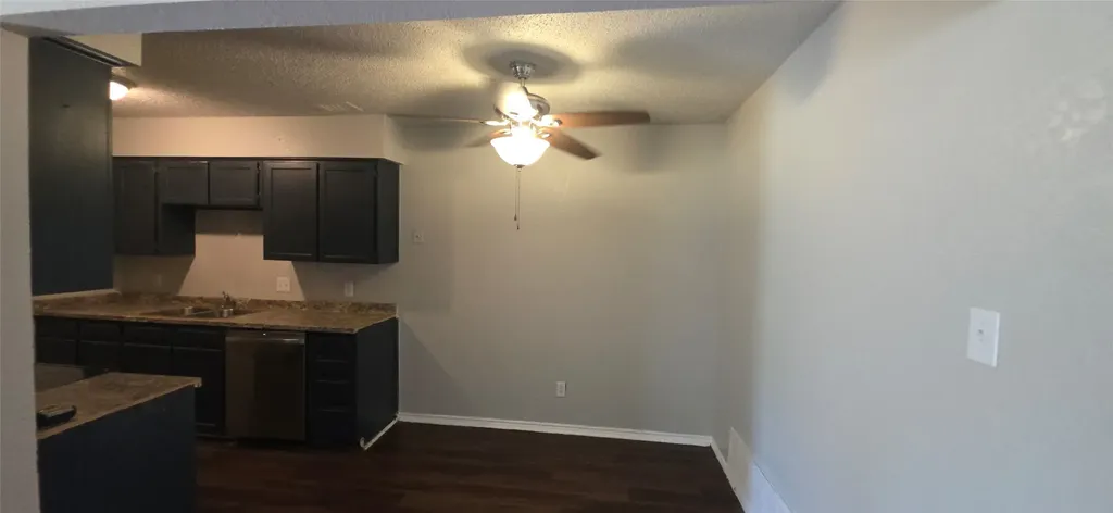 6717 Loma Vista Drive Fort Worth TX 76133
