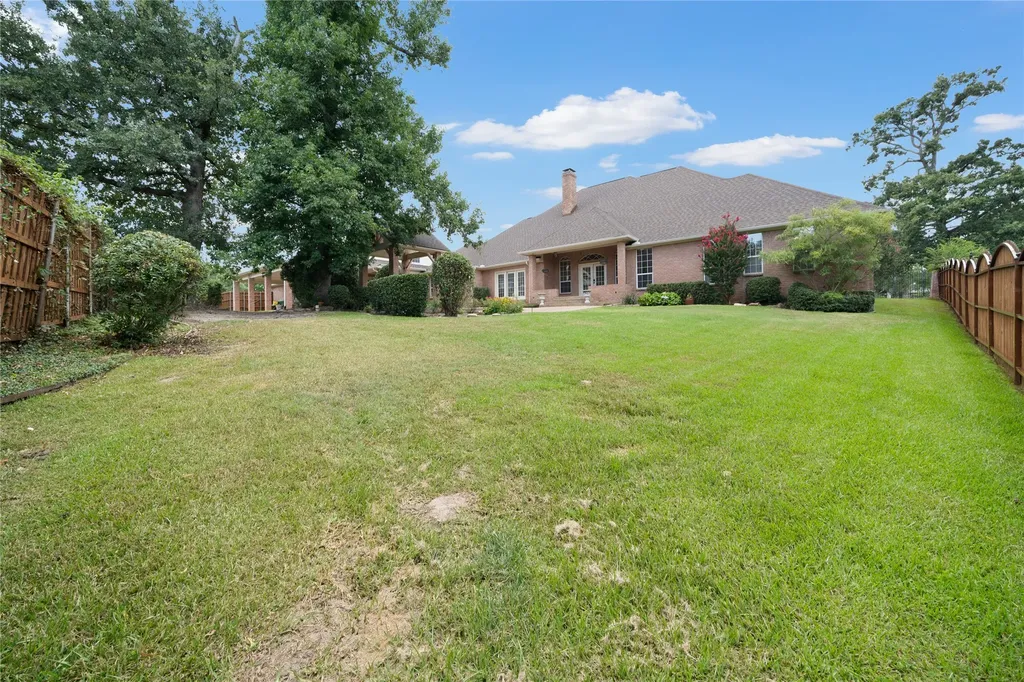 7402 Hollytree Drive Tyler TX 75703