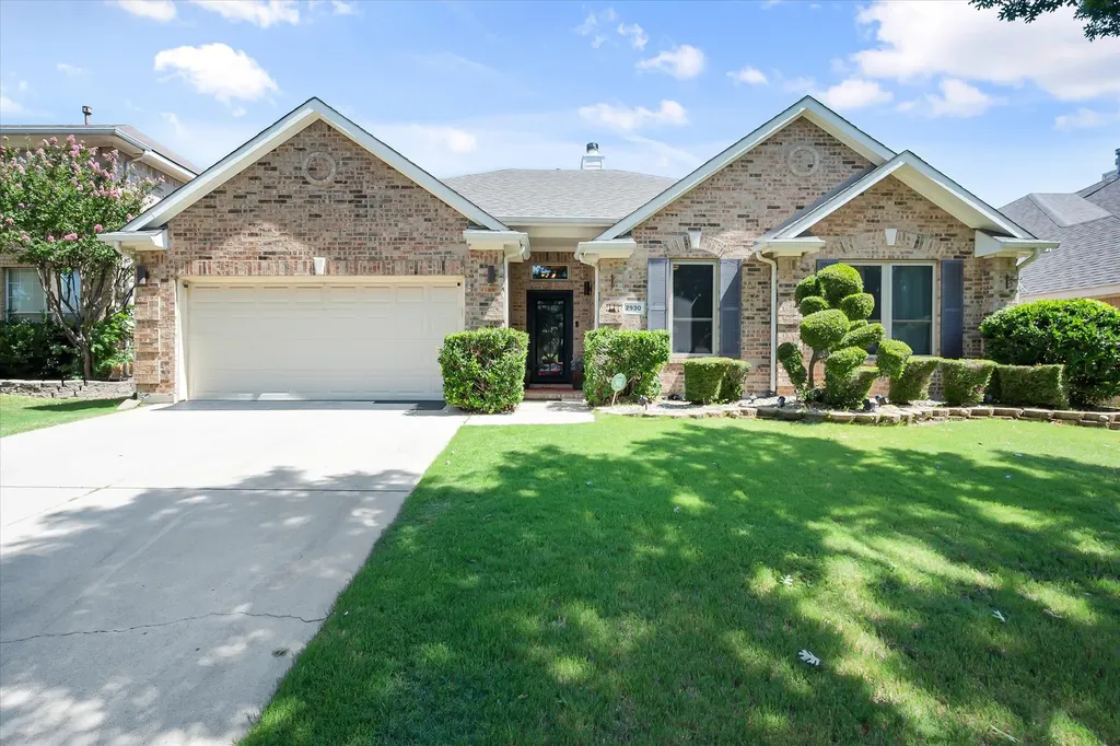 2930 Cheshire Way Grand Prairie TX 75052