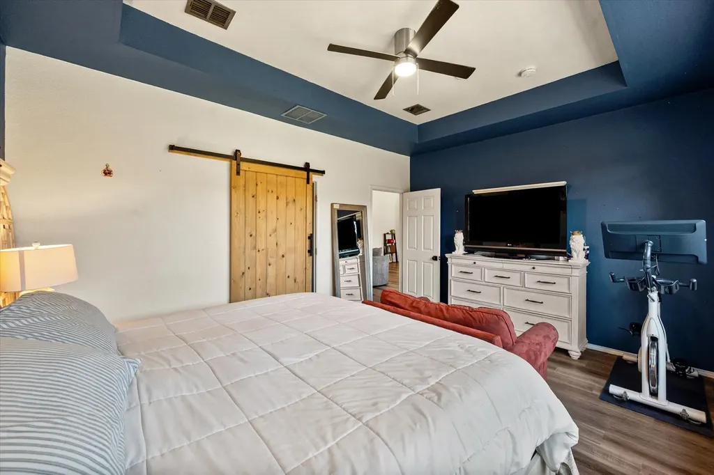 2930 Cheshire Way Grand Prairie TX 75052