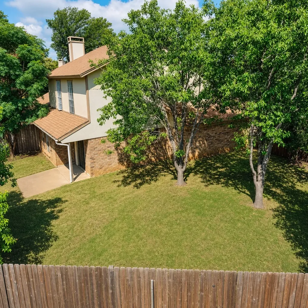 2006 W Sanford Street Arlington TX 76012