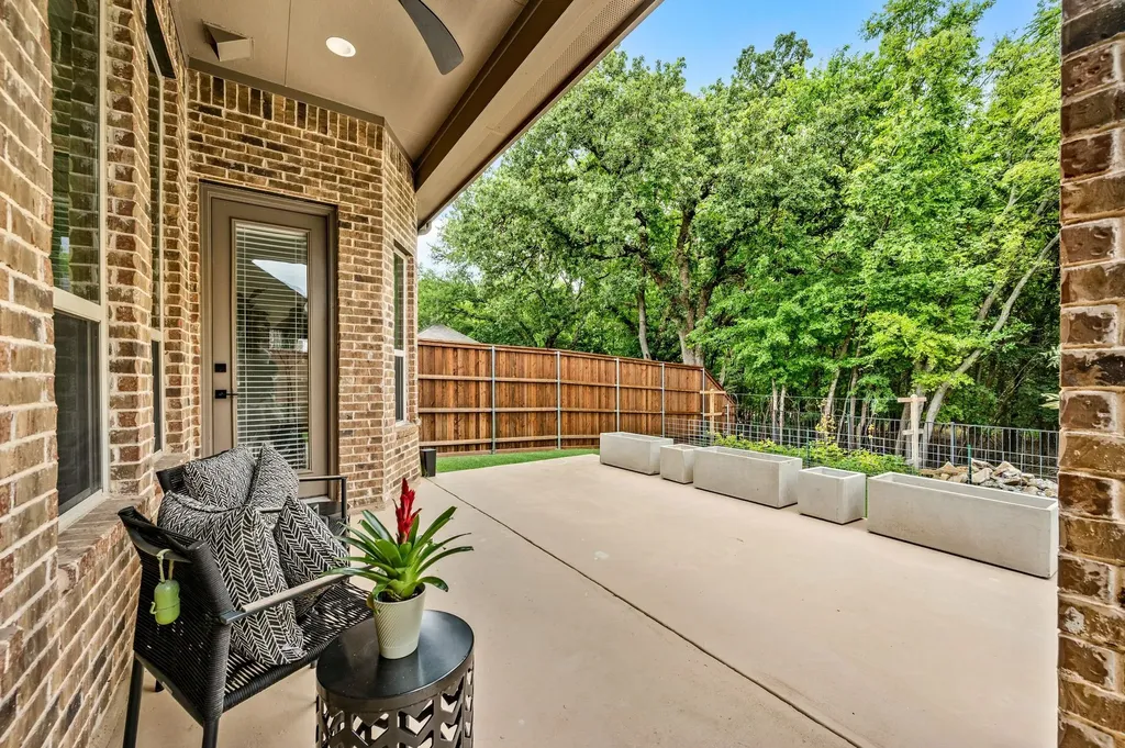 2818 Sheffield Drive Trophy Club TX 76262