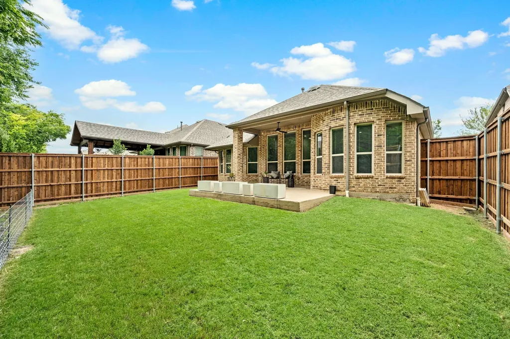 2818 Sheffield Drive Trophy Club TX 76262