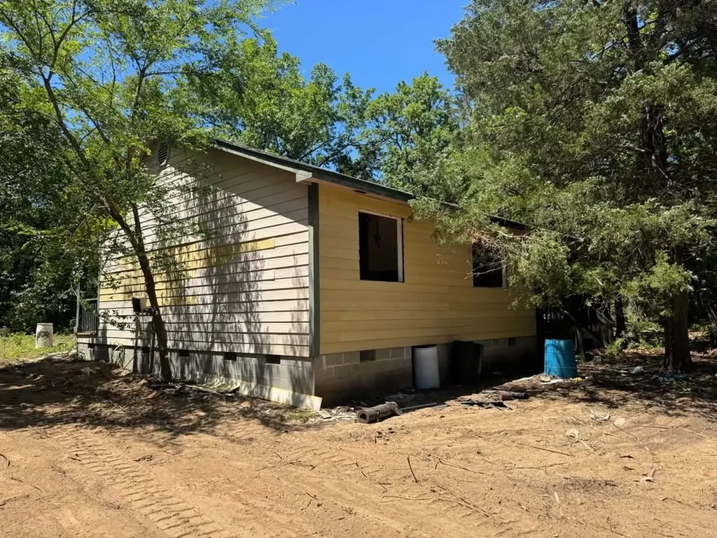 690 Private Road 6926 Road Eustace TX 75124