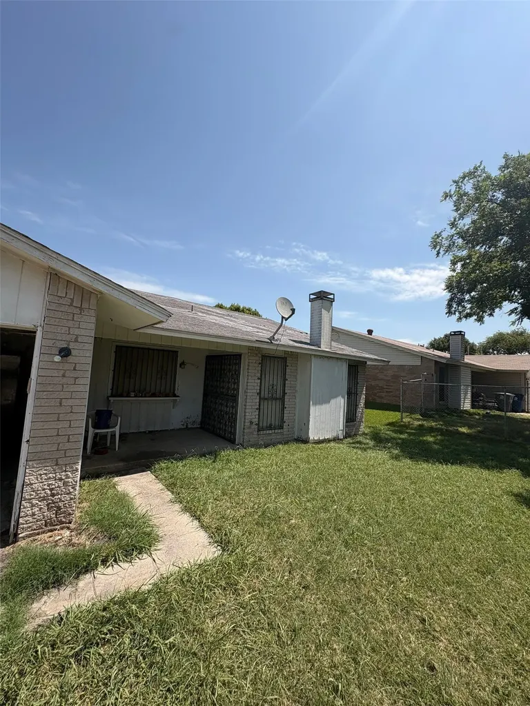 1306 Aldenwood Drive Dallas TX 75232