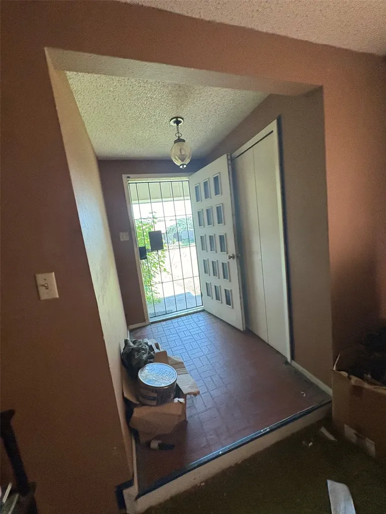 1306 Aldenwood Drive Dallas TX 75232