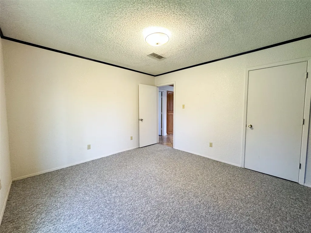 1102 N Avenue G Haskell TX 79521