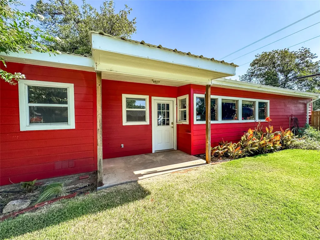 1102 N Avenue G Haskell TX 79521