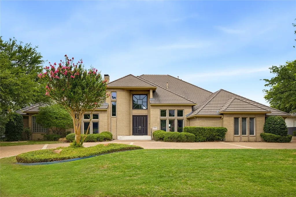 5916 Forest Highlands Drive Fort Worth TX 76132