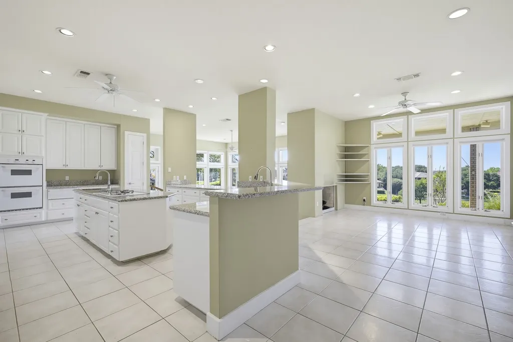 5916 Forest Highlands Drive Fort Worth TX 76132