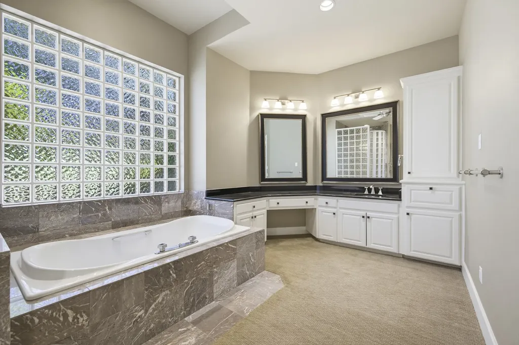 5916 Forest Highlands Drive Fort Worth TX 76132