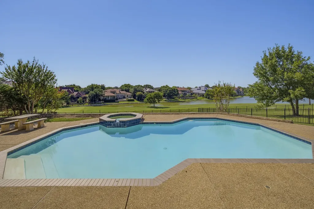 5916 Forest Highlands Drive Fort Worth TX 76132