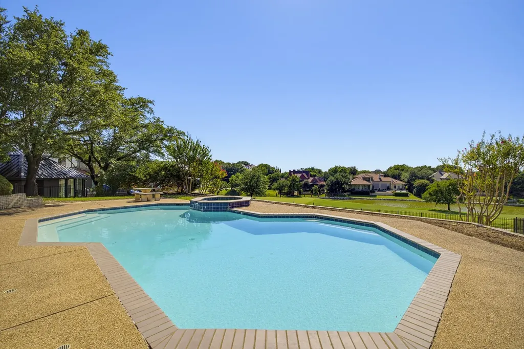 5916 Forest Highlands Drive Fort Worth TX 76132