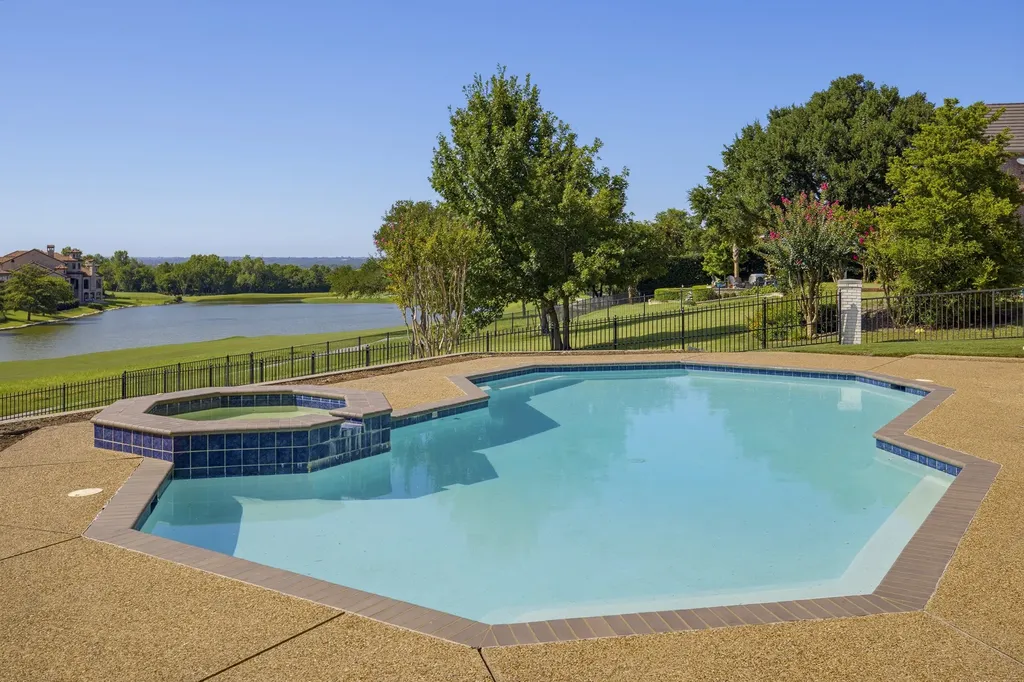 5916 Forest Highlands Drive Fort Worth TX 76132