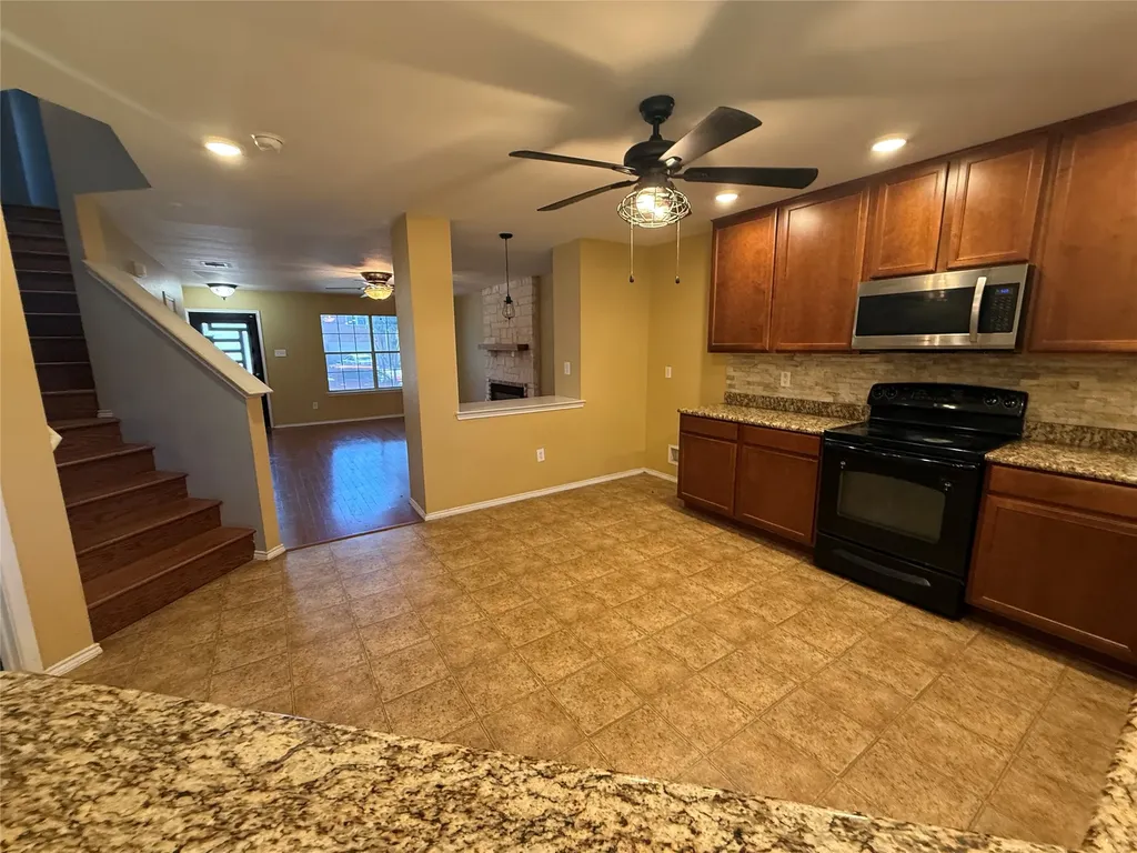 1329 Falcon Drive Dallas TX 75051