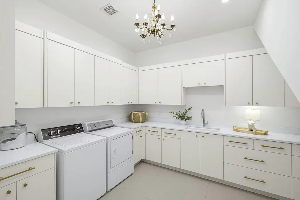 6665 Trinity Heights Boulevard Fort Worth TX 76132