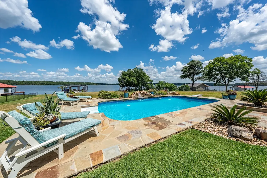 16241 Big Oak Bay Road Tyler TX 75707