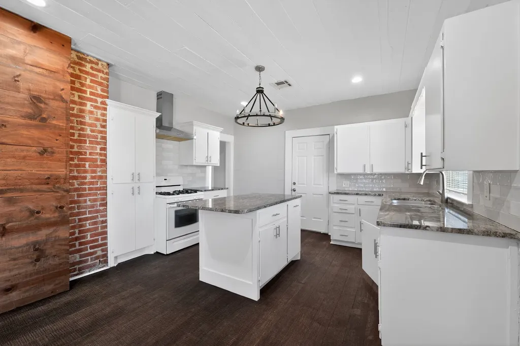 528 N 31st Street Waco TX 76707