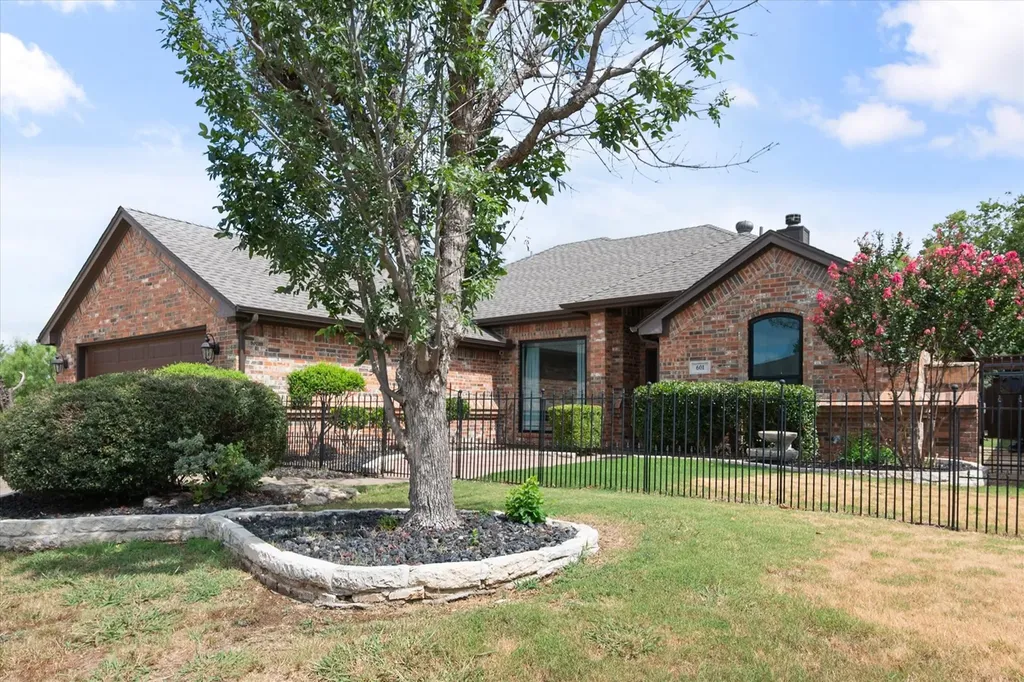 601 Mesa Vista Drive Crowley TX 76036
