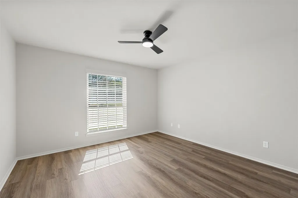 108 Spring Creek Street Lacy Lakeview TX 76705