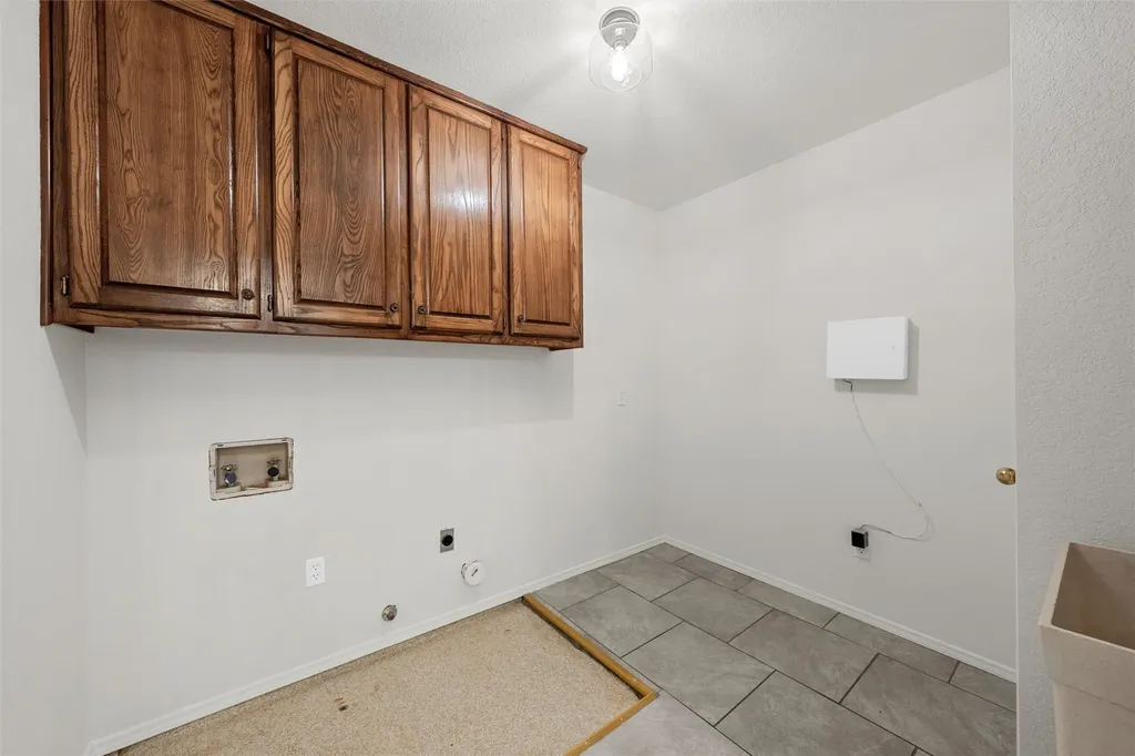108 Spring Creek Street Lacy Lakeview TX 76705