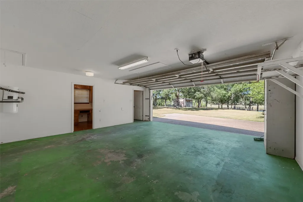 108 Spring Creek Street Lacy Lakeview TX 76705
