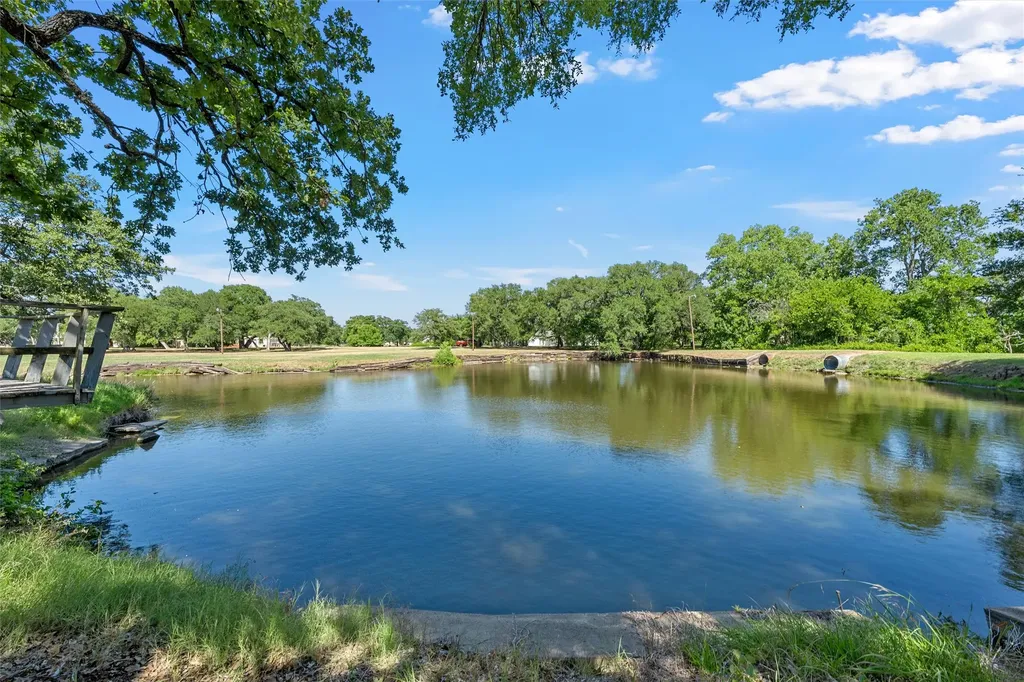 108 Spring Creek Street Lacy Lakeview TX 76705