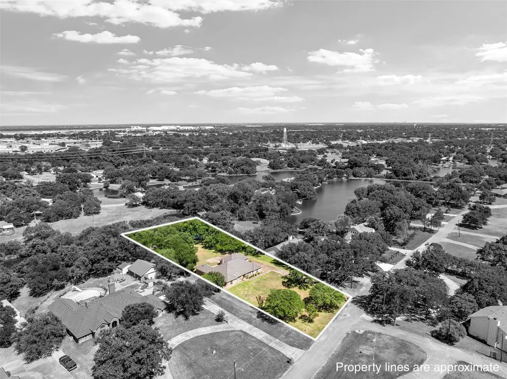 108 Spring Creek Street Lacy Lakeview TX 76705