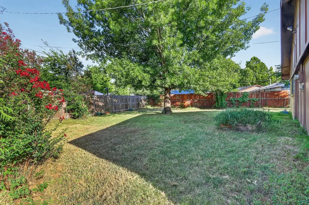 3110 Edelweiss Drive Grand Prairie TX 75052