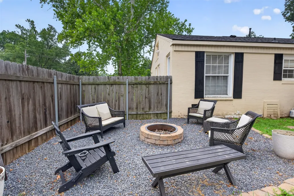 174 Atlantic Avenue Shreveport LA 71105