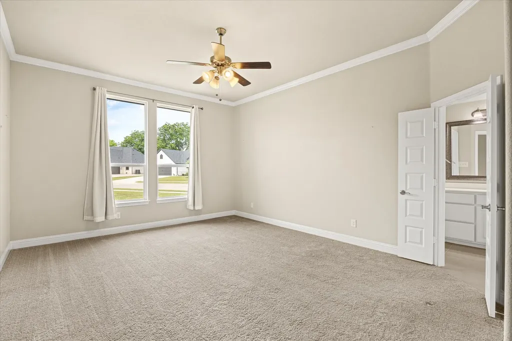 1089 Mickelson Drive Granbury TX 76048