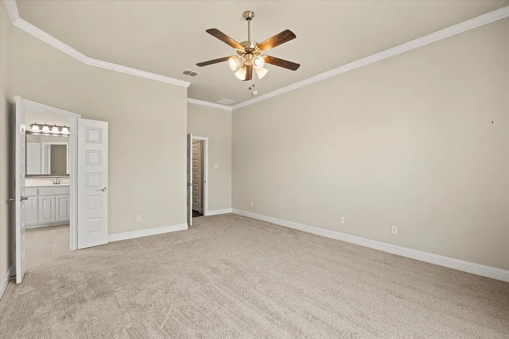 1089 Mickelson Drive Granbury TX 76048