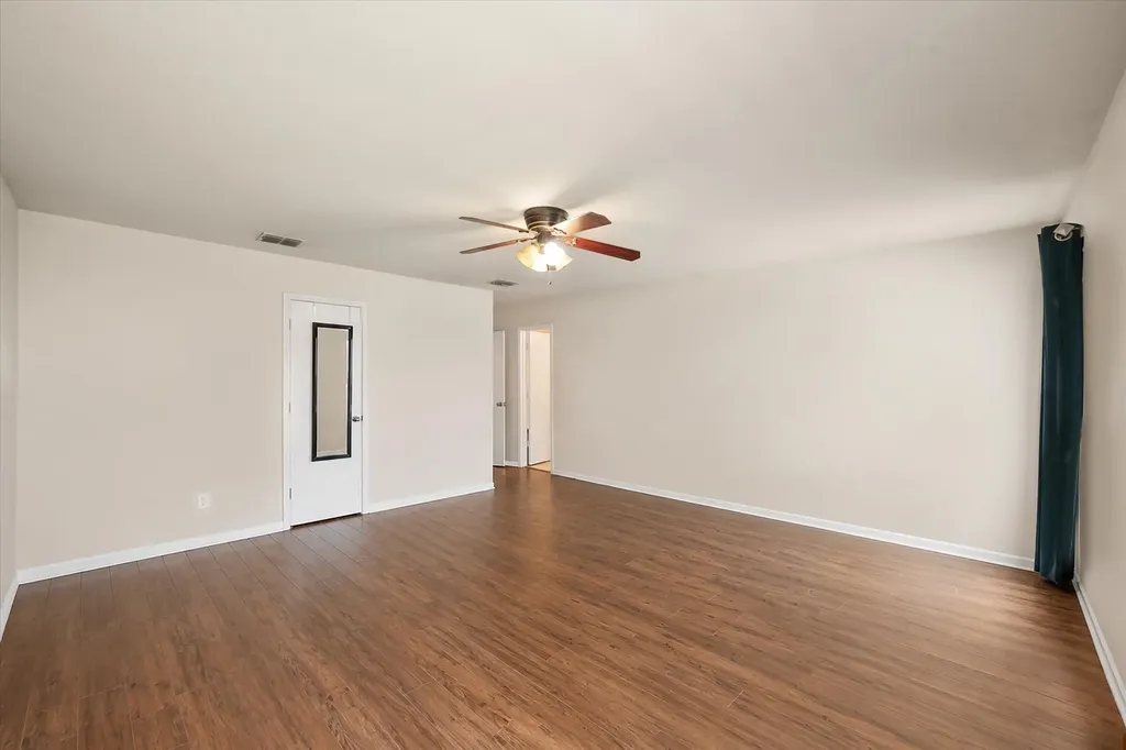 10336 Tammaron Trail Fort Worth TX 76140