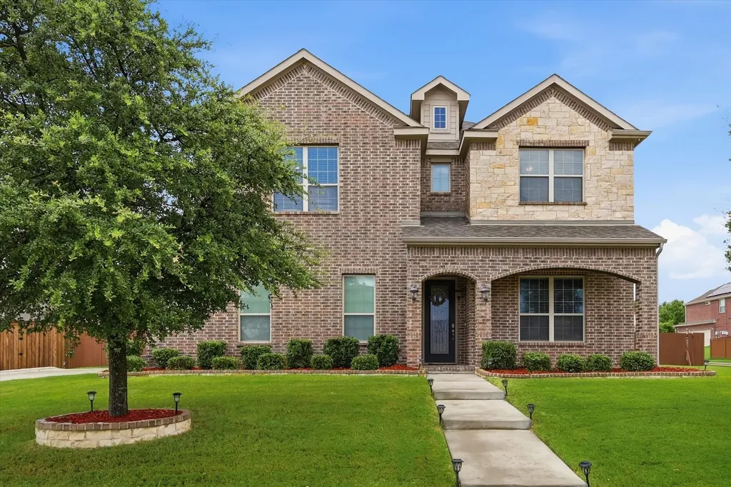 3033 Charing Cross Road Midlothian TX 76065