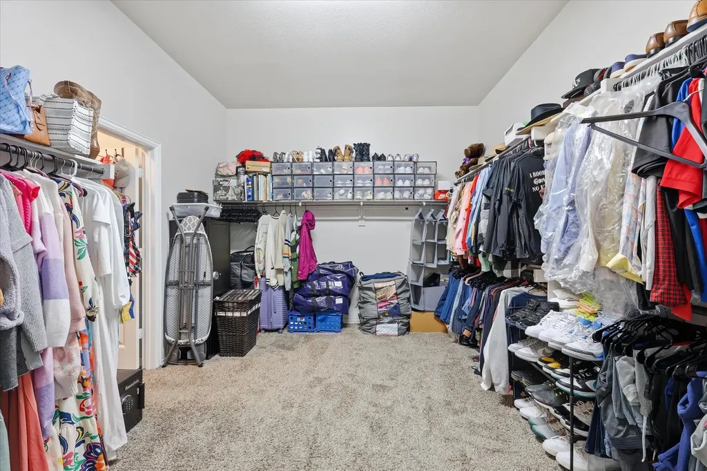 3033 Charing Cross Road Midlothian TX 76065