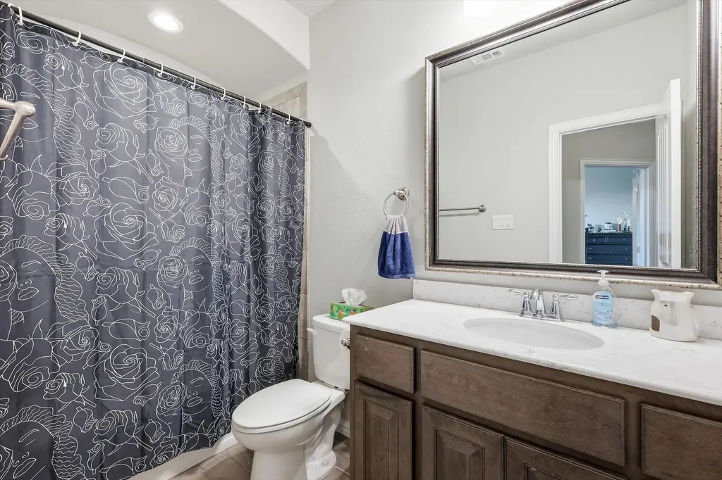 3033 Charing Cross Road Midlothian TX 76065