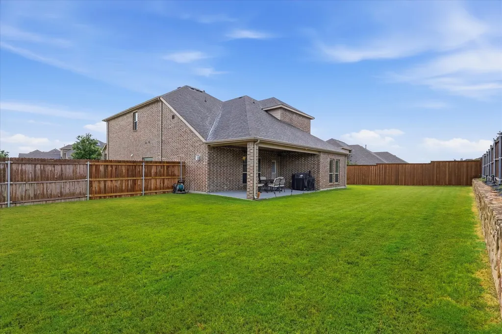 3033 Charing Cross Road Midlothian TX 76065