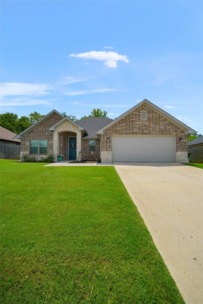 11479 Lindsey Garden Drive Tyler TX 75709