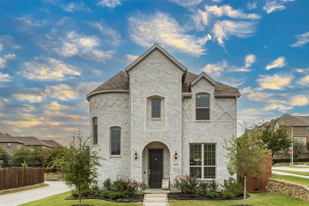 3614 Adriana Avenue Irving TX 75038