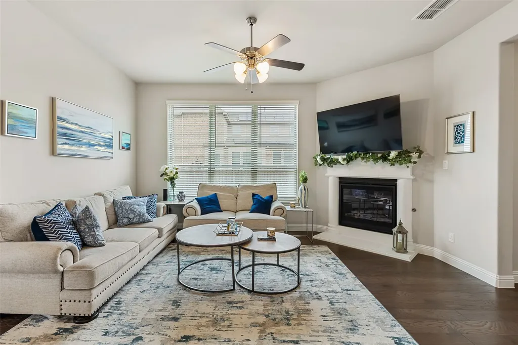 3614 Adriana Avenue Irving TX 75038