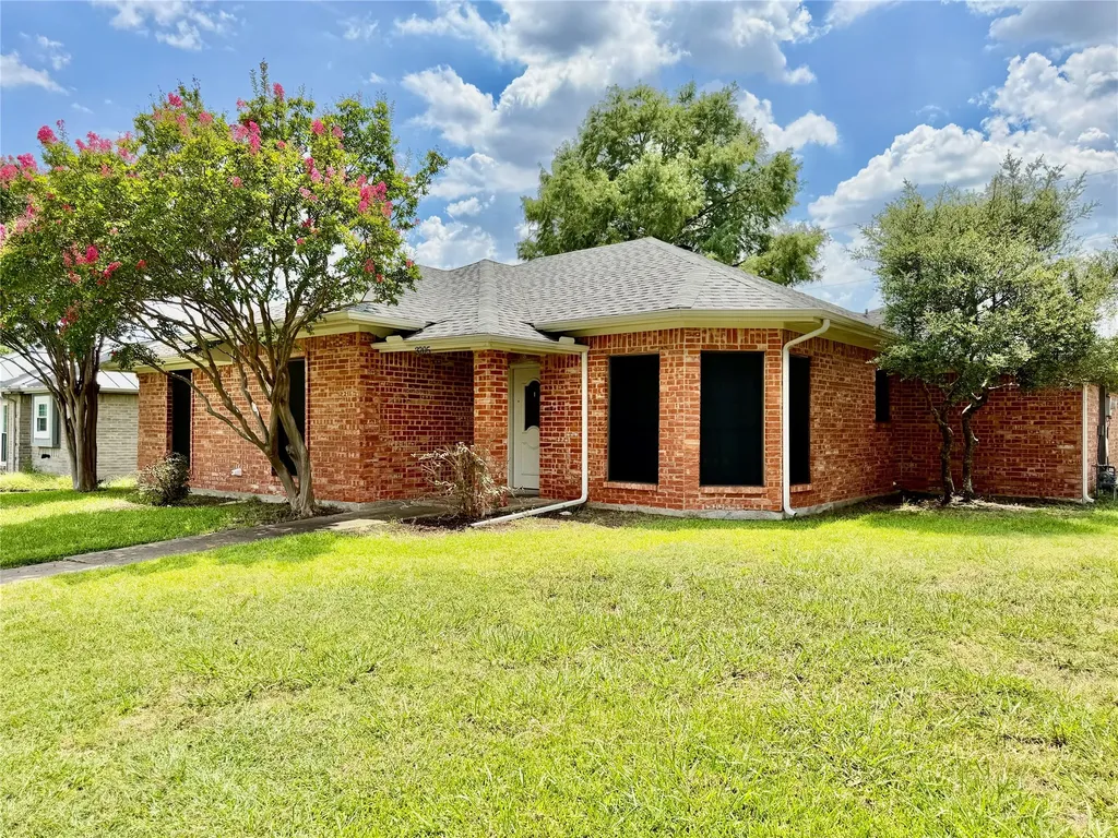3205 Bryan Street Sachse TX 75048