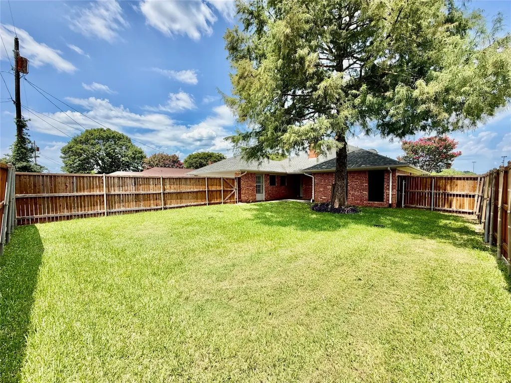 3205 Bryan Street Sachse TX 75048
