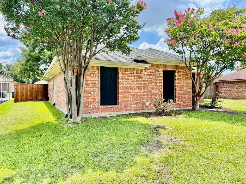 3205 Bryan Street Sachse TX 75048