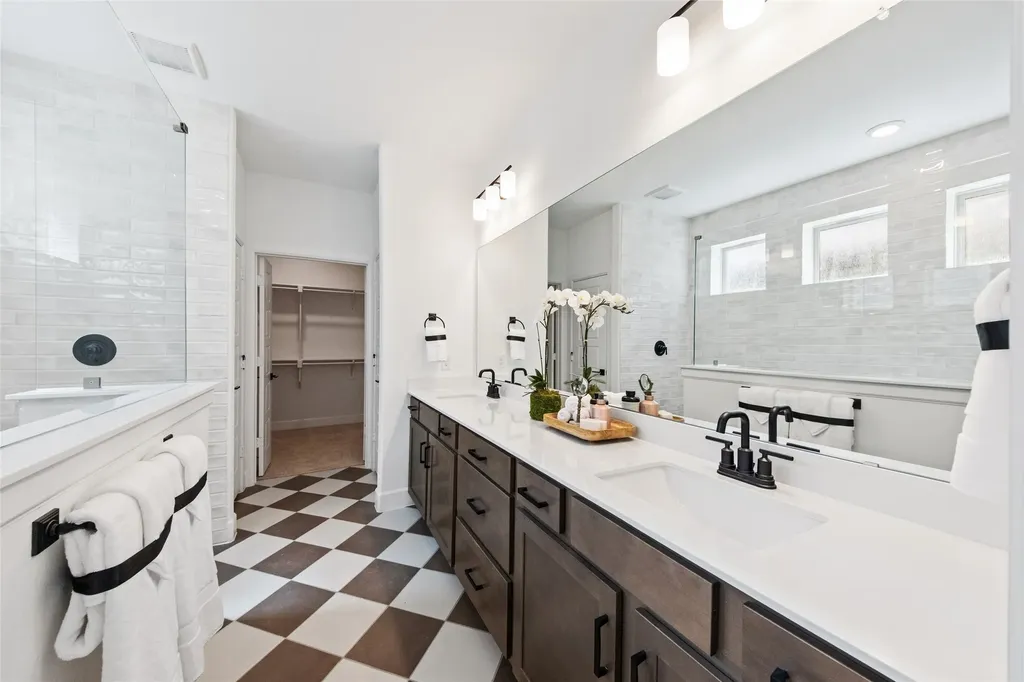 8604 Treeline Parkway Justin TX 76247