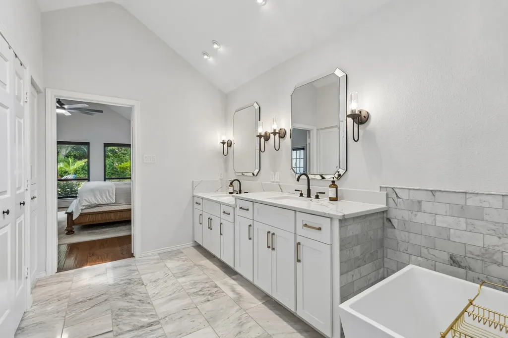 2204 Winding Hollow Lane Plano TX 75093