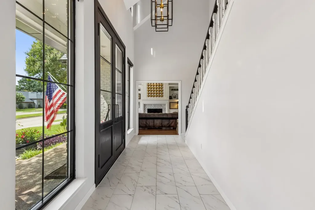 2204 Winding Hollow Lane Plano TX 75093